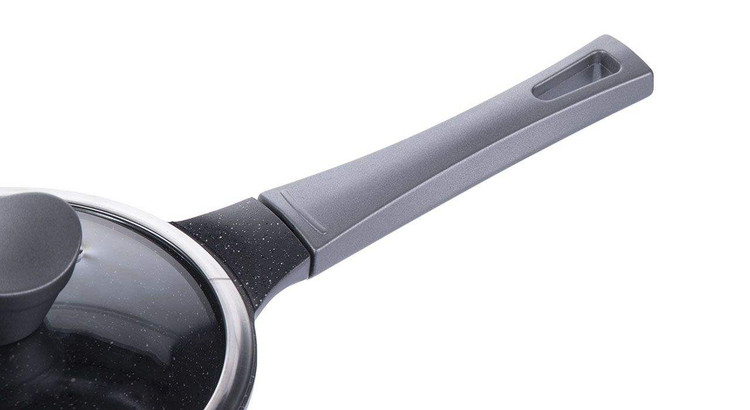 قابلمه ۱۶ کاندید