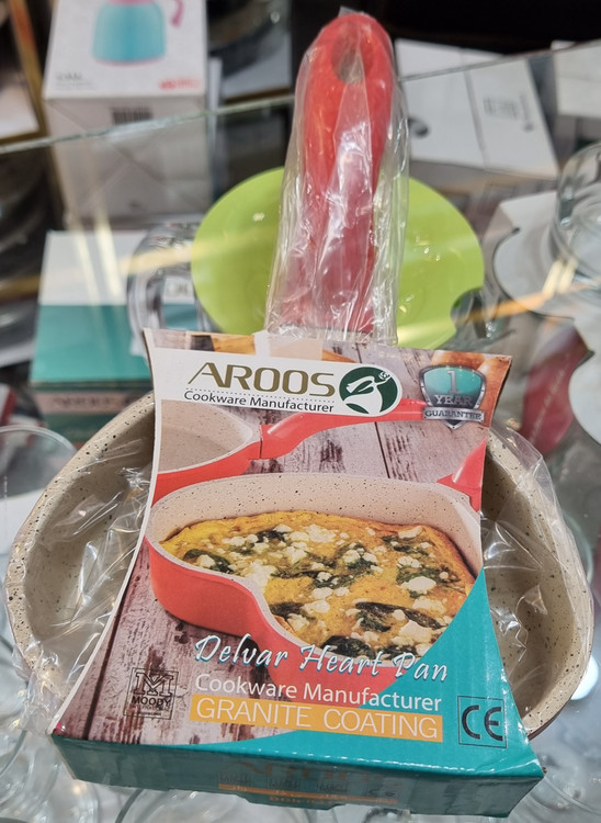 تابه نوزاد قلبی گرانیت عروس تفلون سایز ۱۳ رنگ قرمز