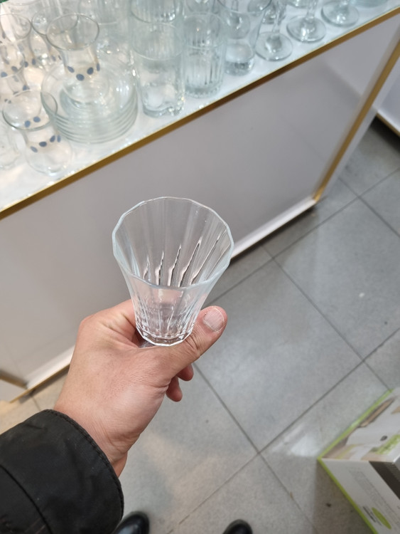 بستنی خوری ۴۴۰۱۸۶ پاشاباغچه مدل دیاموند