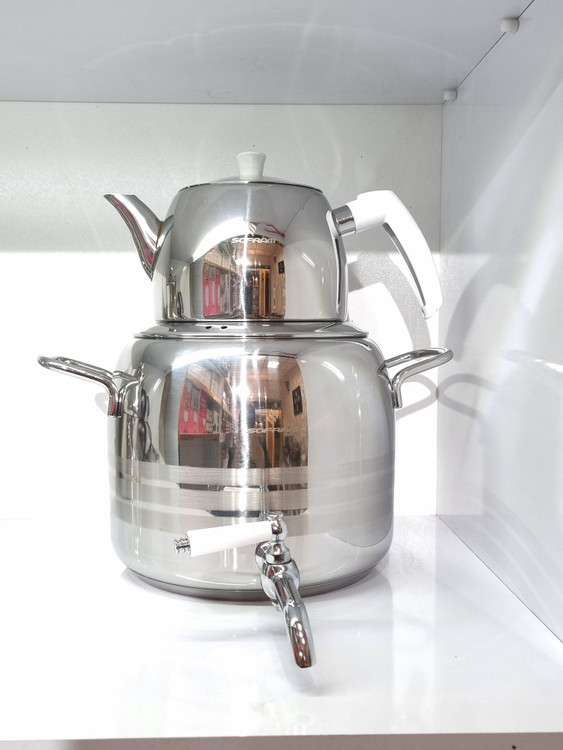 سماور روگازی استیل ۶ لیتر سوفرام ترکیه با قوری استیل رنگ سفید