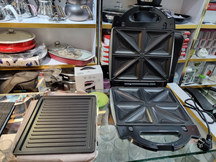 صفحه اسنک ساز ساندویچ ساز سه کاره یونیک